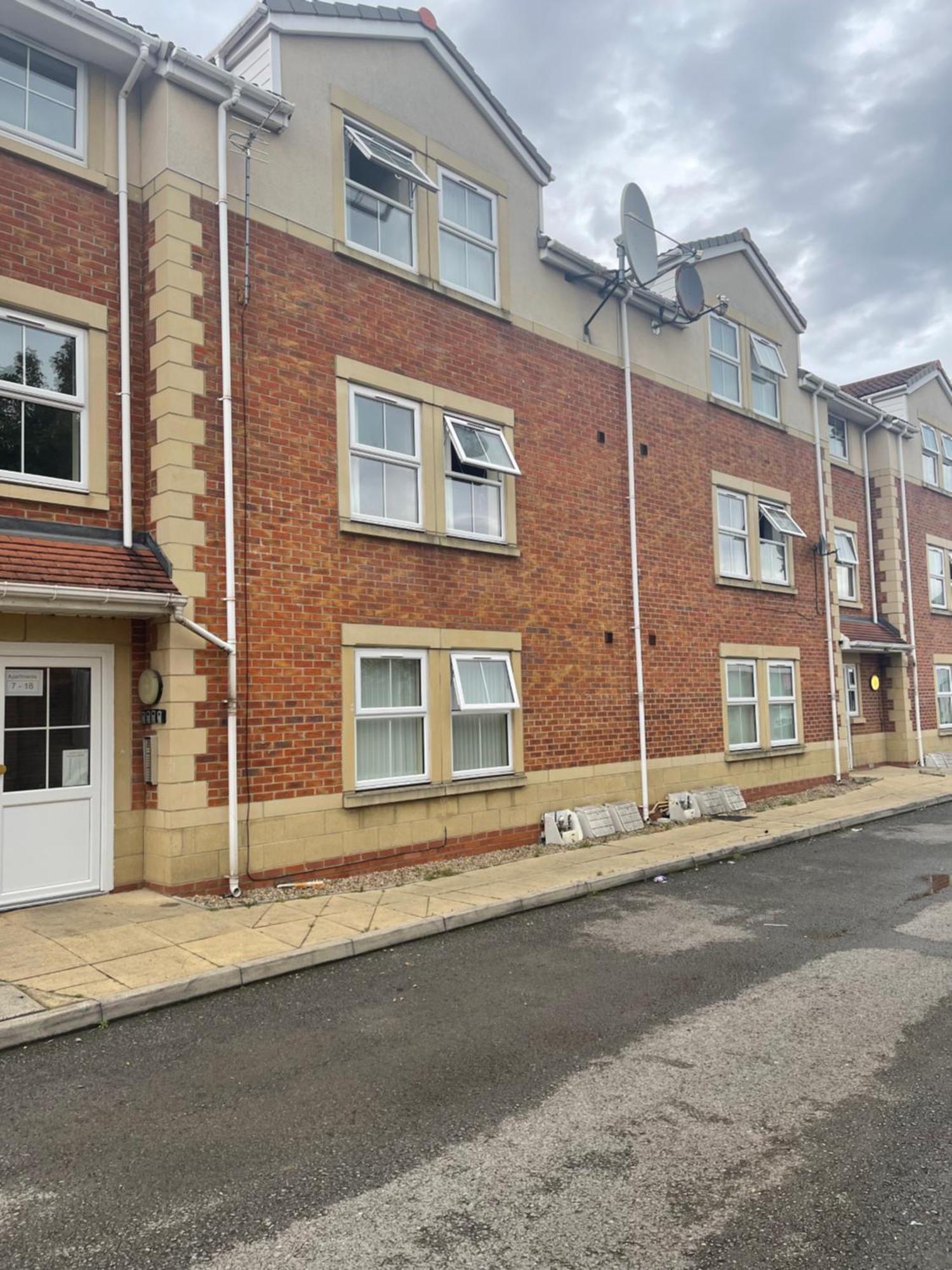 Elegant 1-br Flat Road *